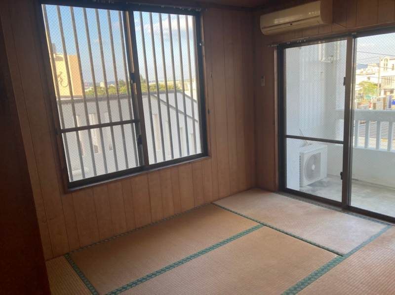3LDK Apartment for Rent in Awase, Okinawa City | 58 sqm - Thumbnail 4