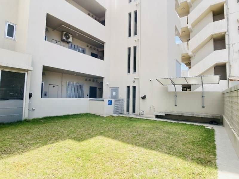 1LDK Pet-Friendly Apartment in Shuri, Naha, Okinawa - Thumbnail 4