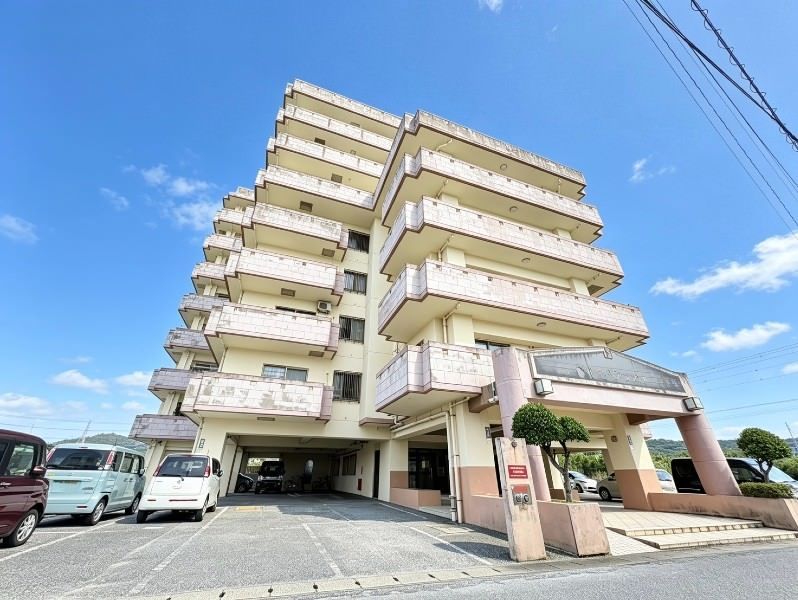 3LDK Apartment for Sale in Uruma City, Okinawa - 73 sqm - Thumbnail 2