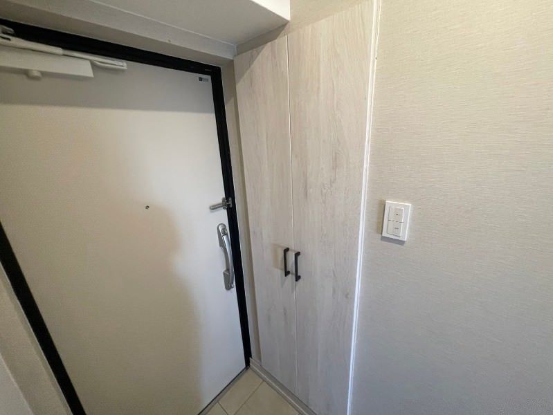 2LDK Apartment for Rent in Mihama, Chatan, Okinawa - Thumbnail 4