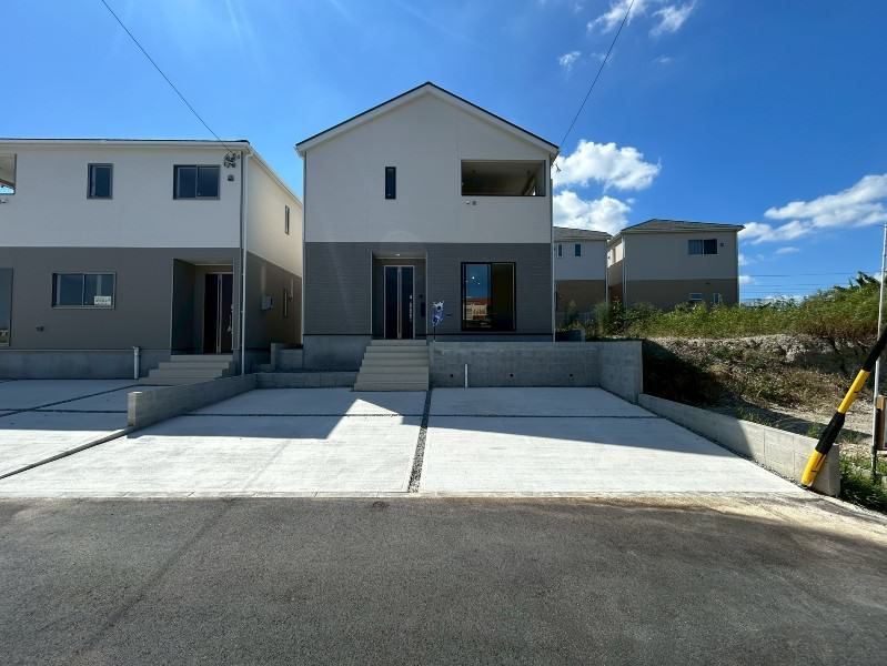 New 4LDK House in Haebaru Town, Okinawa - Thumbnail 3