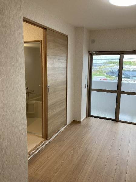 1K Apartment for Rent in Itoman, Okinawa – 27.55 sqm, 2024 Build - Thumbnail 4