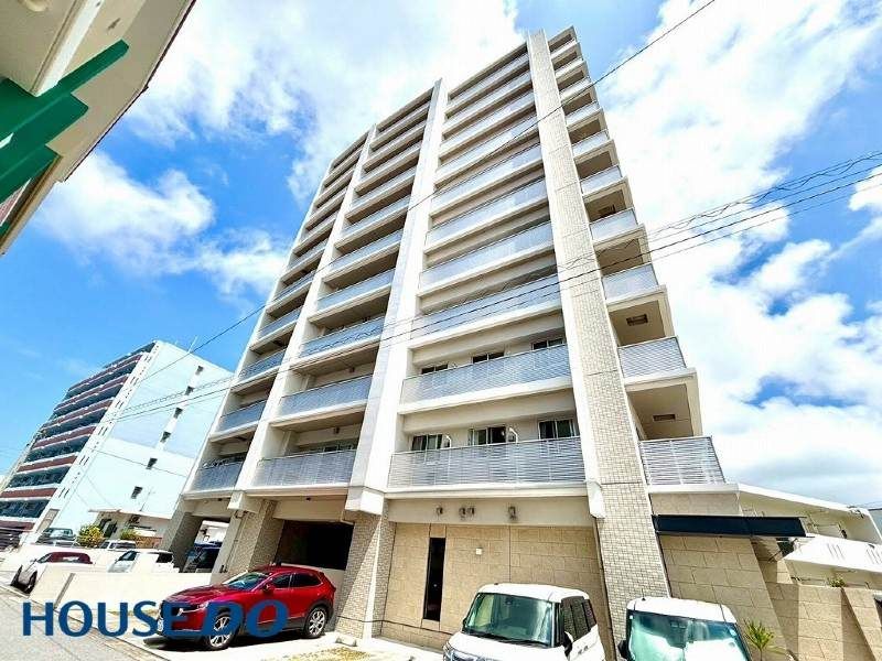 Lions Ginowan Grand Terrace 3LDK Apartment for Rent in Okinawa - Image 1