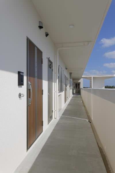 New 2LDK Apartment for Rent in Okinawa City's Momohara Area - Thumbnail 2