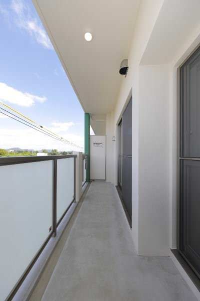 New 2LDK Apartment for Rent in Okinawa City's Momohara Area - Thumbnail 3