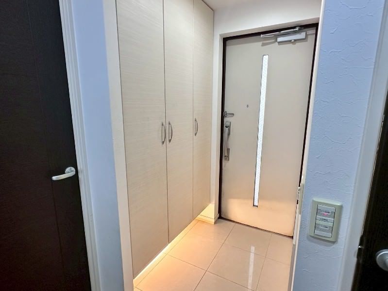 F Stage Toyosaki Riverfront 3LDK Pet-Friendly Condo in Tomigusuku - Thumbnail 4