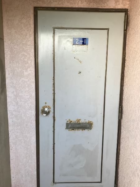 2LDK Apartment for Rent in Okinawa City, Ageta - Thumbnail 2
