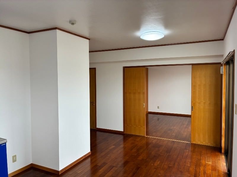 2LDK Apartment for Rent in Ginowan City, Okinawa - Thumbnail 2