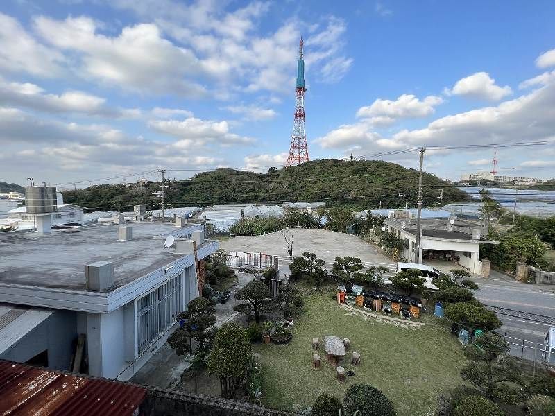 Land for Sale in Noha, Tomigusuku City, Okinawa - 844.41 Tsubo - Thumbnail 3