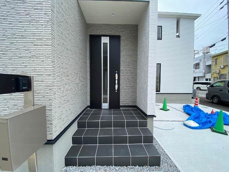 New 3LDK House in Okinawa City Teruya District - Thumbnail 2