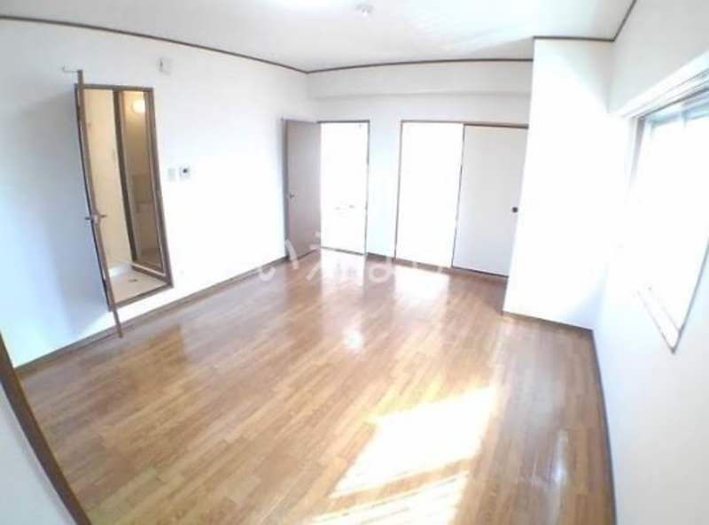 Castle Awase 303: 2LDK Apartment for Rent in Okinawa City - Thumbnail 4