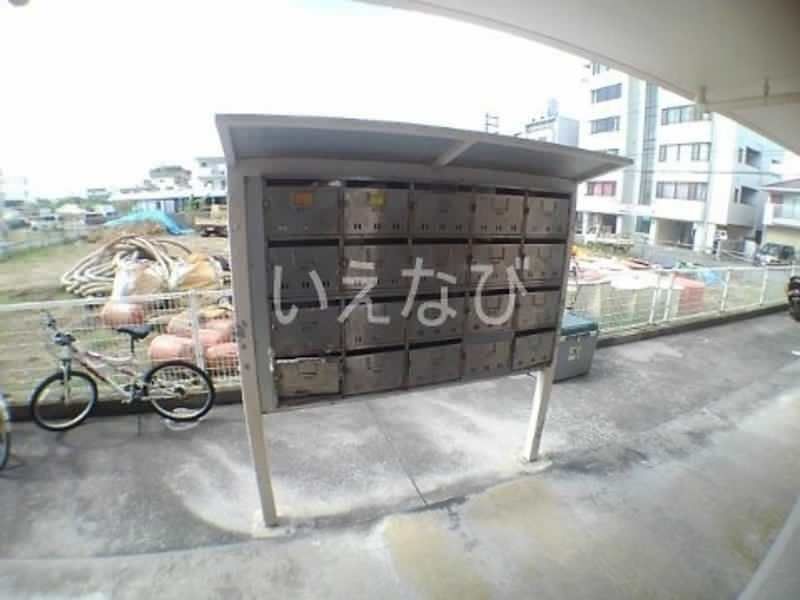 Castle Awase 303: 2LDK Apartment for Rent in Okinawa City - Thumbnail 3