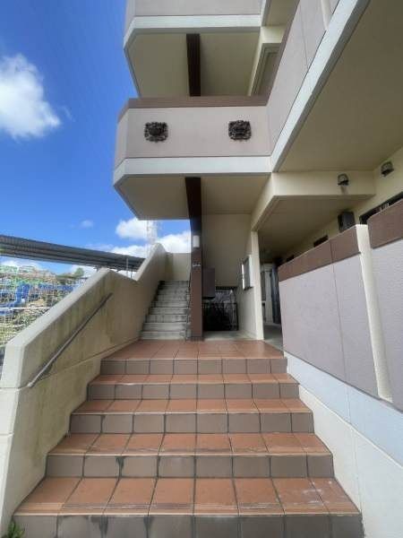 Claire Labelle Chinka 105: 1LDK Apartment for Rent in Okinawa City - Thumbnail 3