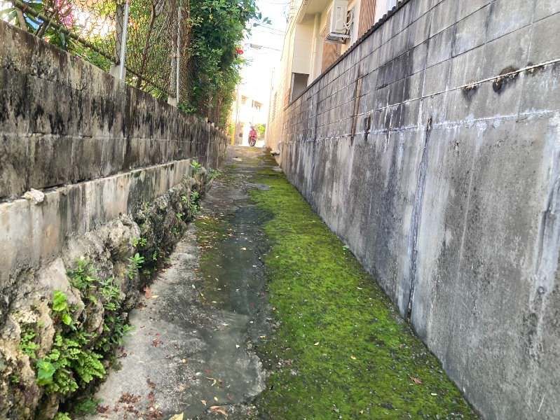 766 sqm Land for Sale in Haebaru Town, Okinawa Near Route 329 - Image 1