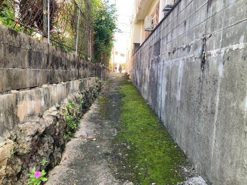 766 sqm Land for Sale in Haebaru Town, Okinawa Near Route 329 - Thumbnail 2