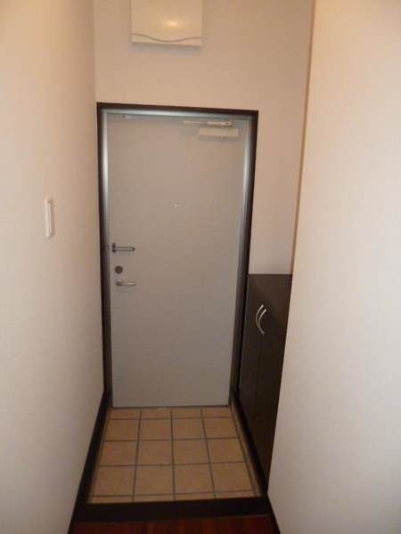 Glory Leaf Mi 3DK Apartment for Rent in Yaese Town, Okinawa - Thumbnail 3