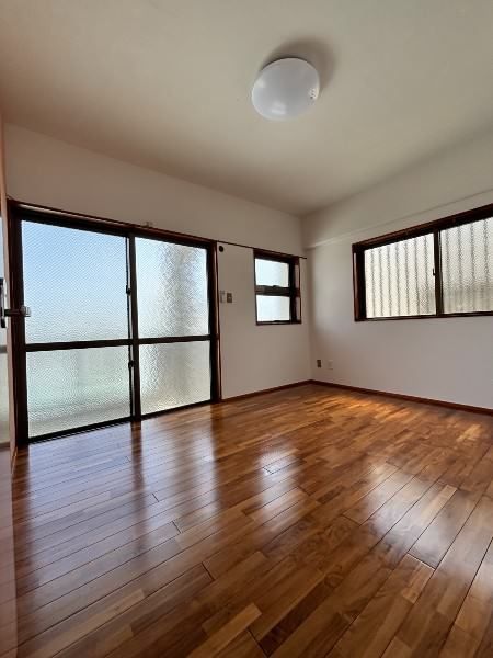 3DK Rental Apartment in Itoman City, Okinawa with Free Parking - Thumbnail 2