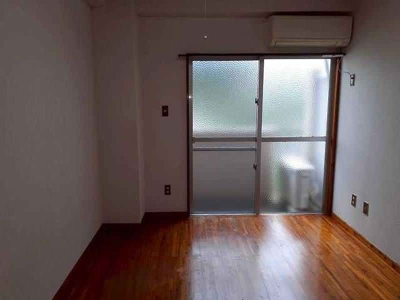 1K Apartment for Rent in Nagata, Naha - 30,000 Yen - Thumbnail 3