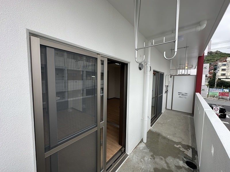 Modern 2LDK Apartment for Rent in Yonabaru, Okinawa - Thumbnail 2