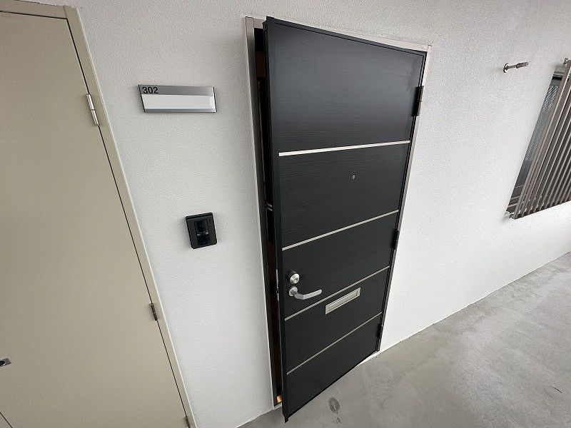 Modern 2LDK Apartment for Rent in Yonabaru, Okinawa - Thumbnail 3