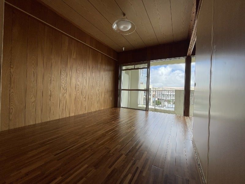 2DK Apartment for Rent in Tomigusuku, Okinawa - 45,000 Yen - Thumbnail 4