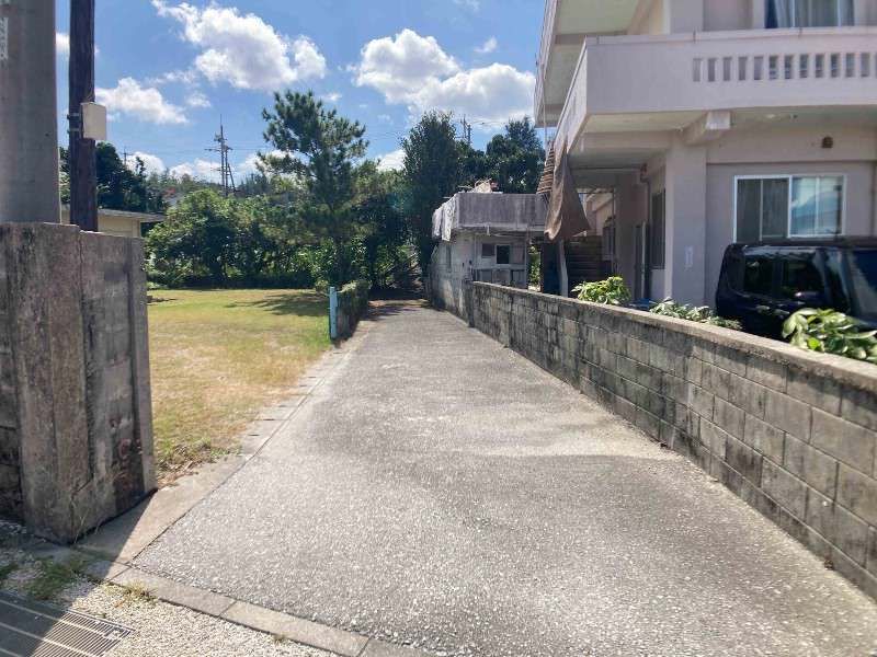 Beachfront Land for Sale in Seragaki, Onna Village, Okinawa - Thumbnail 3