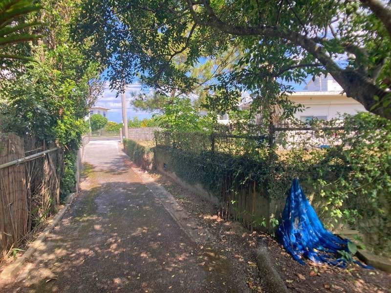 Beachfront Land for Sale in Seragaki, Onna Village, Okinawa - Thumbnail 4
