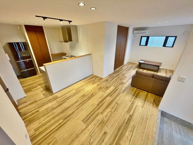 Modern 1LDK RC House for Rent in Urasoe, Okinawa - Thumbnail 4