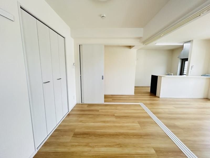 Modern 2LDK Apartment for Rent in Yonabaru, Okinawa - Thumbnail 4