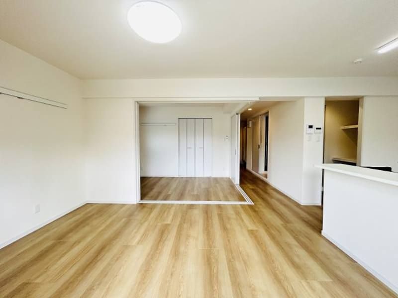 Modern 2LDK Apartment for Rent in Yonabaru, Okinawa - Thumbnail 3