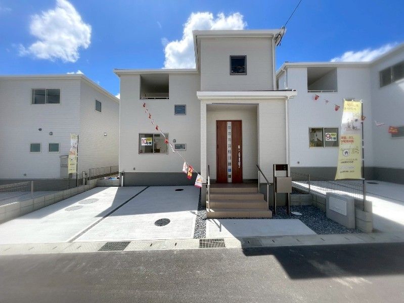 New 4LDK House in Yomitan, Okinawa | 2025 Build - Thumbnail 3