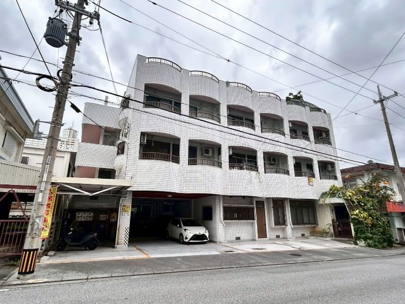 Co-op T.S 2LDK Apartment for Rent in Urasoe, Okinawa - Thumbnail 2
