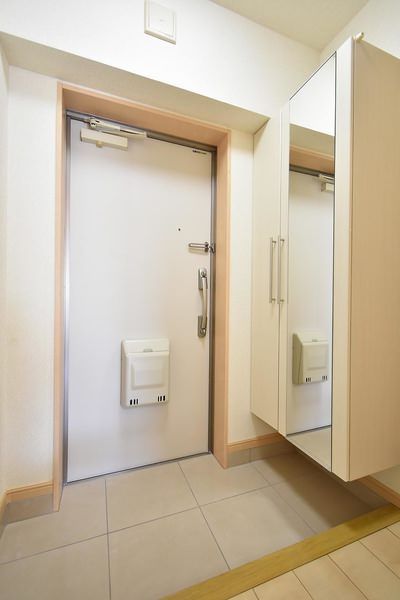 1LDK Apartment for Rent in Yomitan, Okinawa - Thumbnail 2