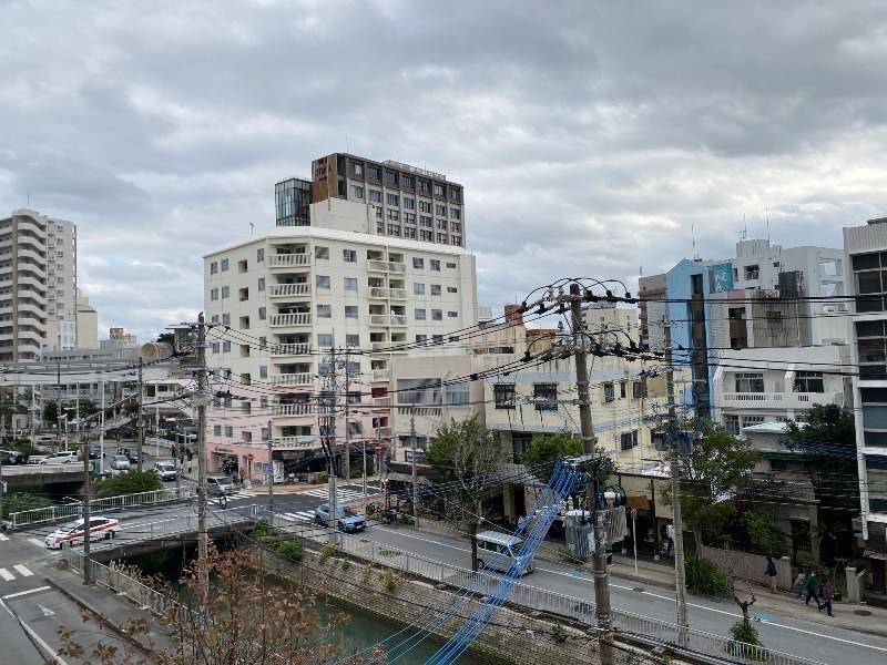 Le Reve Rareise Miebashi 1LDK Apartment for Rent in Naha - Thumbnail 4