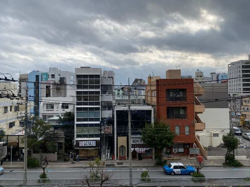 Le Reve Rareise Miebashi 1LDK Apartment for Rent in Naha - Thumbnail 3
