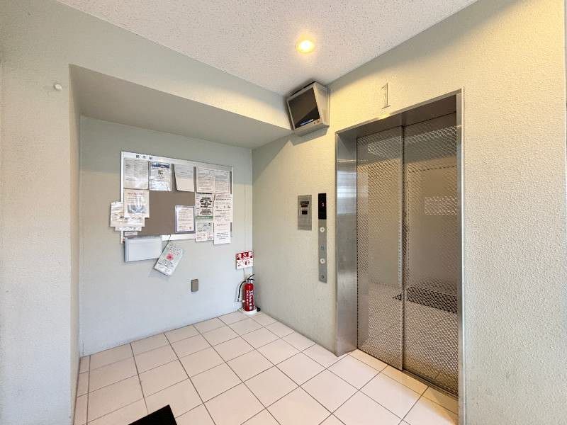 3LDK Corner Apartment for Sale in Premium Court Sumiyoshi, Okinawa - Thumbnail 4