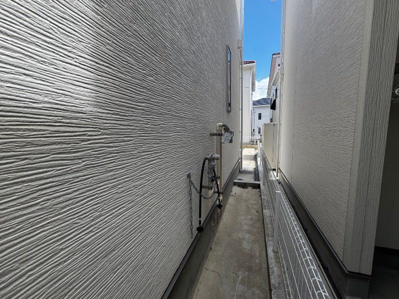 New 4LDK House with Garden for Sale in Okinawa City - Thumbnail 3