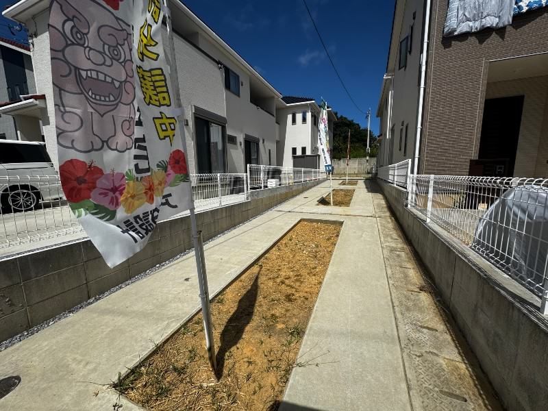 New 4LDK House with Garden for Sale in Okinawa City - Thumbnail 2