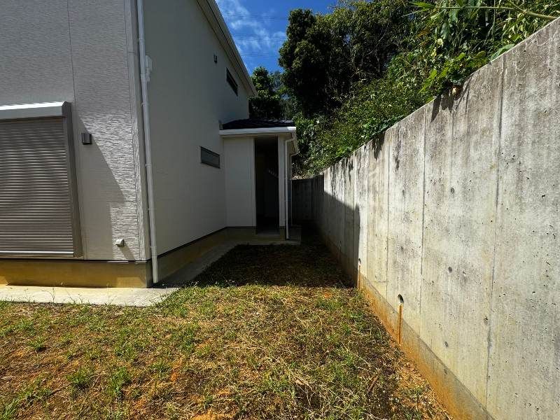 New 4LDK House with Garden for Sale in Okinawa City - Thumbnail 4