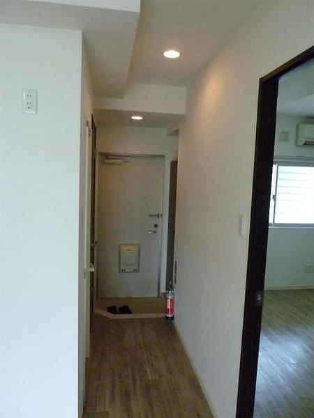 2LDK Apartment for Rent in Nago City, Okinawa - 45.15m² - Thumbnail 4