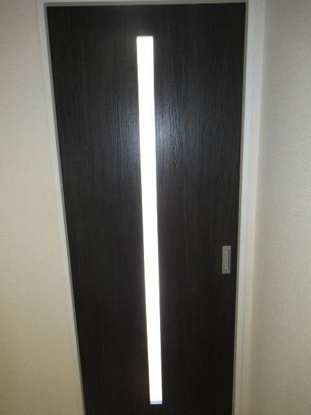 1K Apartment for Rent in Nakagusuku Village, Okinawa - Free Internet - Thumbnail 2