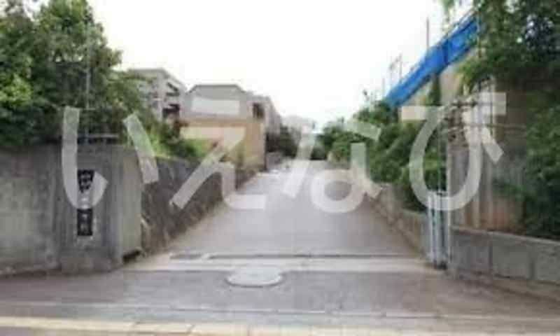 Furnished 1K Apartment for Rent near Oroku Station, Naha - Thumbnail 3