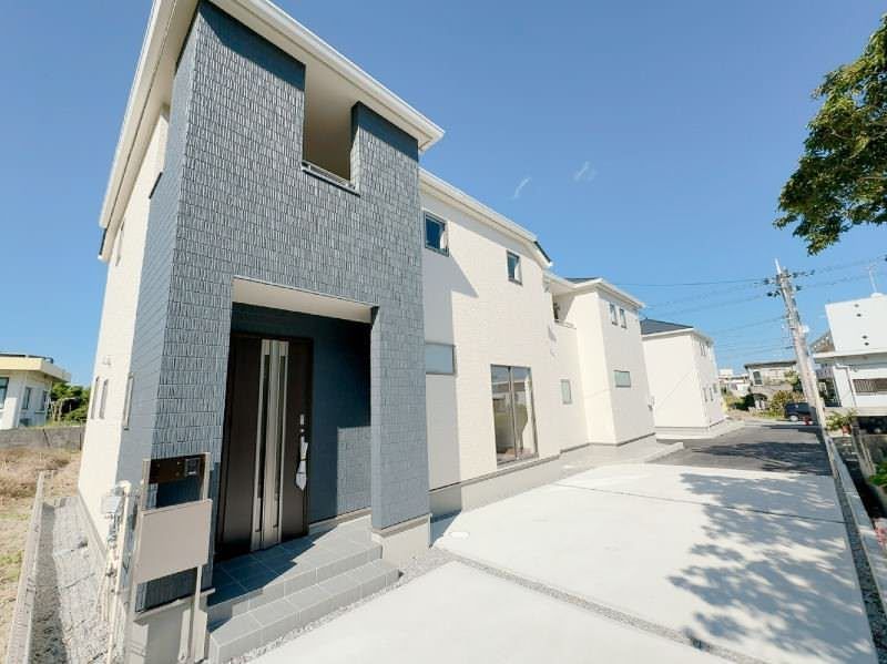 New 3LDK House with Garden in Uruma, Okinawa - Thumbnail 2