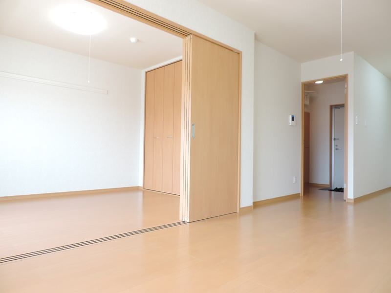 1LDK Apartment for Rent in Onna Village, Okinawa - Thumbnail 3