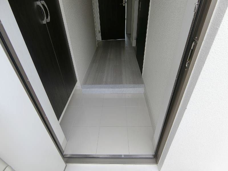 2DK Apartment for Rent in Tomigusuku, Okinawa - Pet Friendly - Thumbnail 3