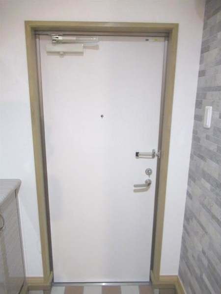 Modern 3DK Apartment for Rent in Uruma City, Okinawa - Thumbnail 3