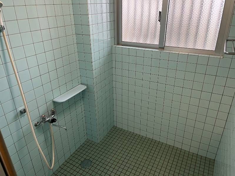 Teruya House 2DK Apartment for Rent in Uruma City, Okinawa - Thumbnail 2