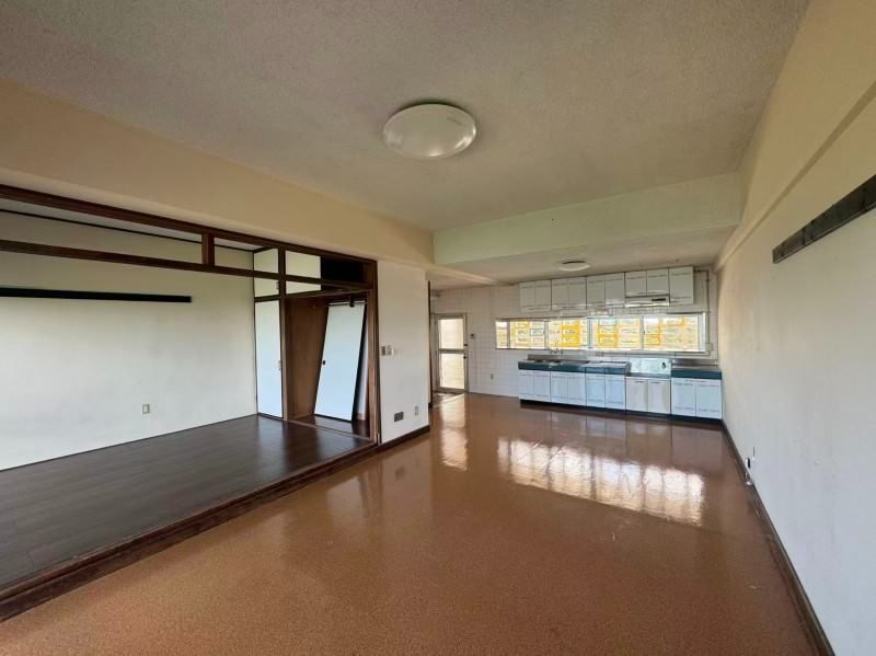 Ocean View 2LDK Apartment for Rent in Nakagusuku Village - Thumbnail 4