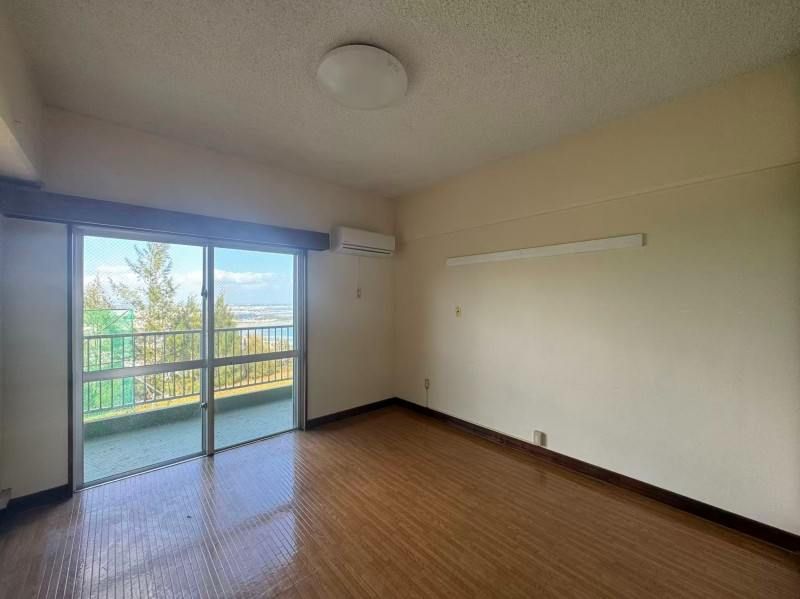 Ocean View 2LDK Apartment for Rent in Nakagusuku Village - Thumbnail 2