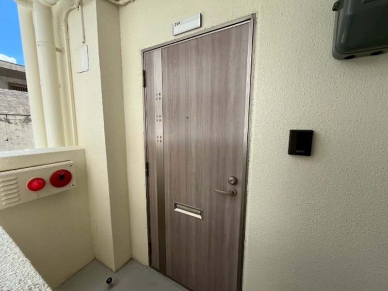 1K Apartment for Rent in Urasoe City, Okinawa - 21.56 sqm - Thumbnail 4